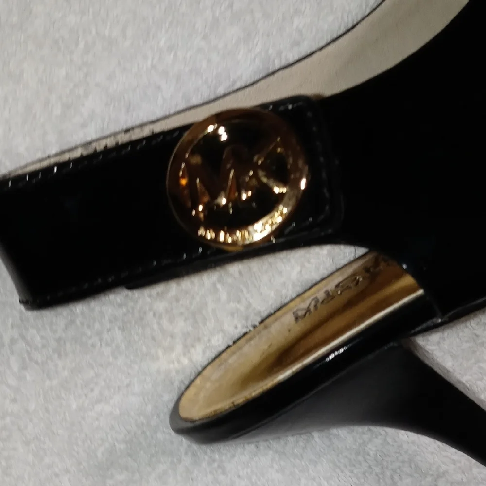 Michael Kors Joselle Open Toe Black Patent Heels - Picture 4 of 6